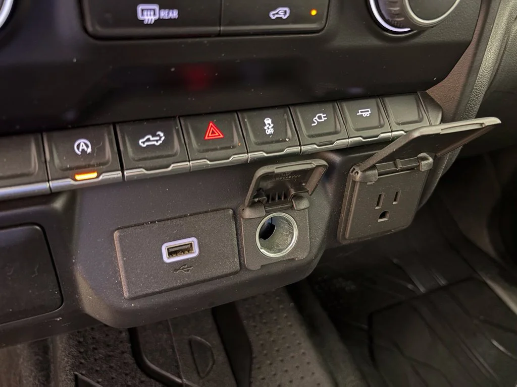 Used 2020 Black Chevrolet Custom image 30
