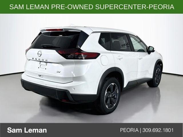 Used 2024 White Nissan SV image 7
