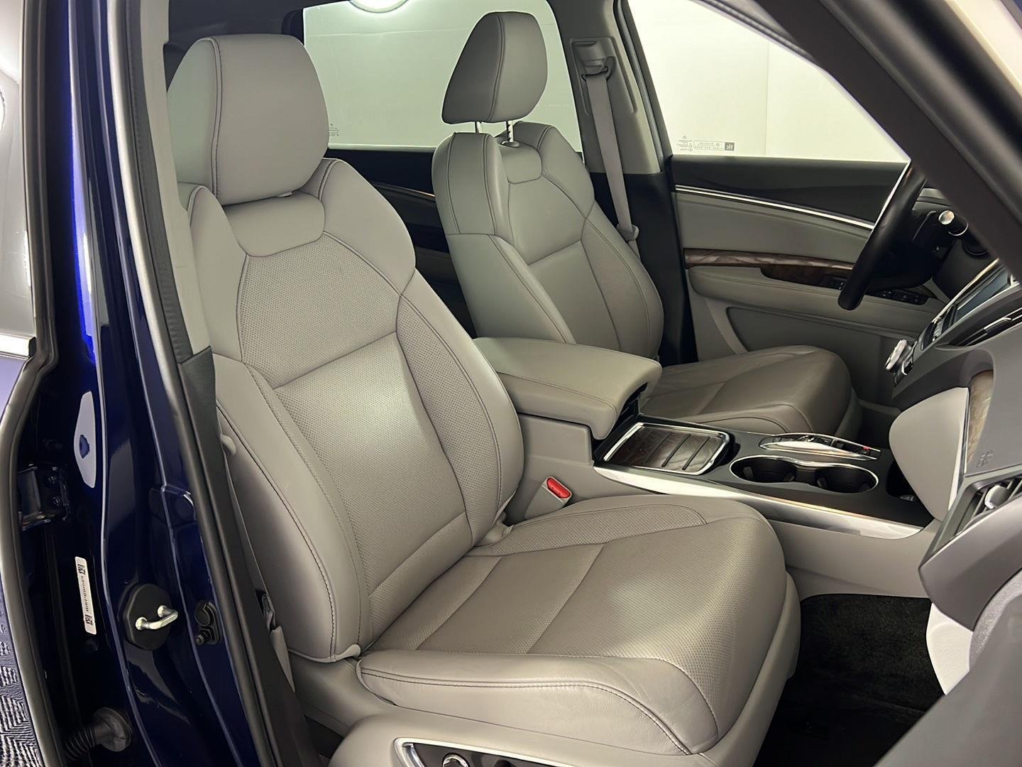 Used 2019  Acura w/Technology Pkg image 25