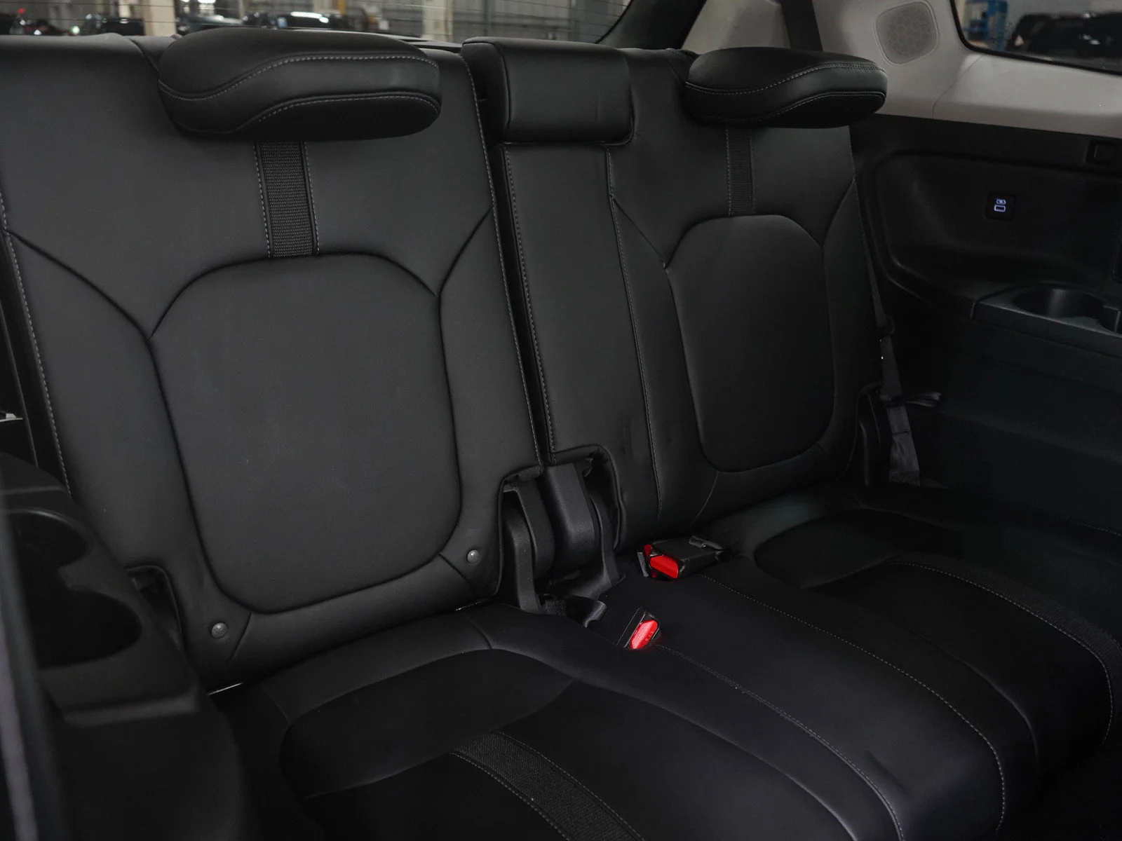 Used 2023 Black Honda 5D WAGON TOURING 4WD image 15