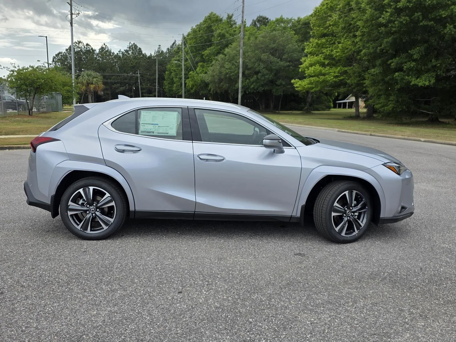 2026 Lexus UX Hybrid 300h Premium - Photo 37
