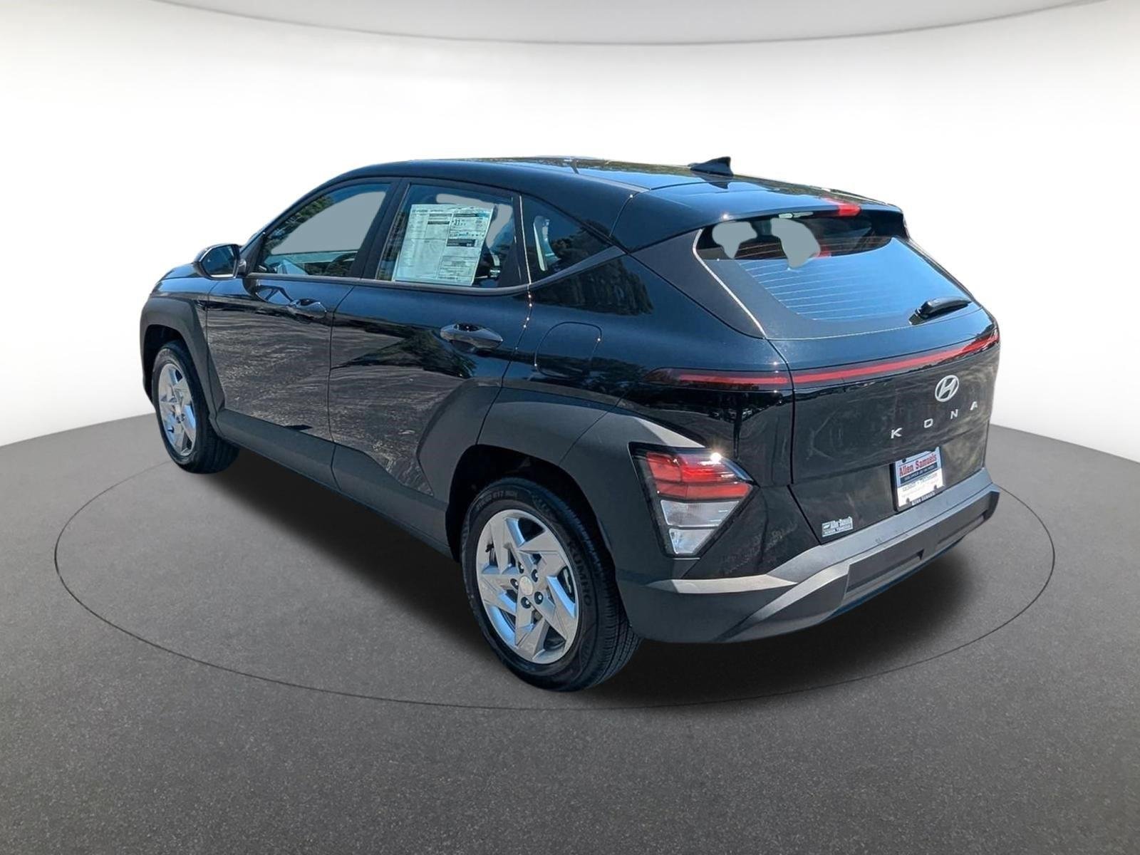 New 2027 Abyss Black Pearl Hyundai SE image 6