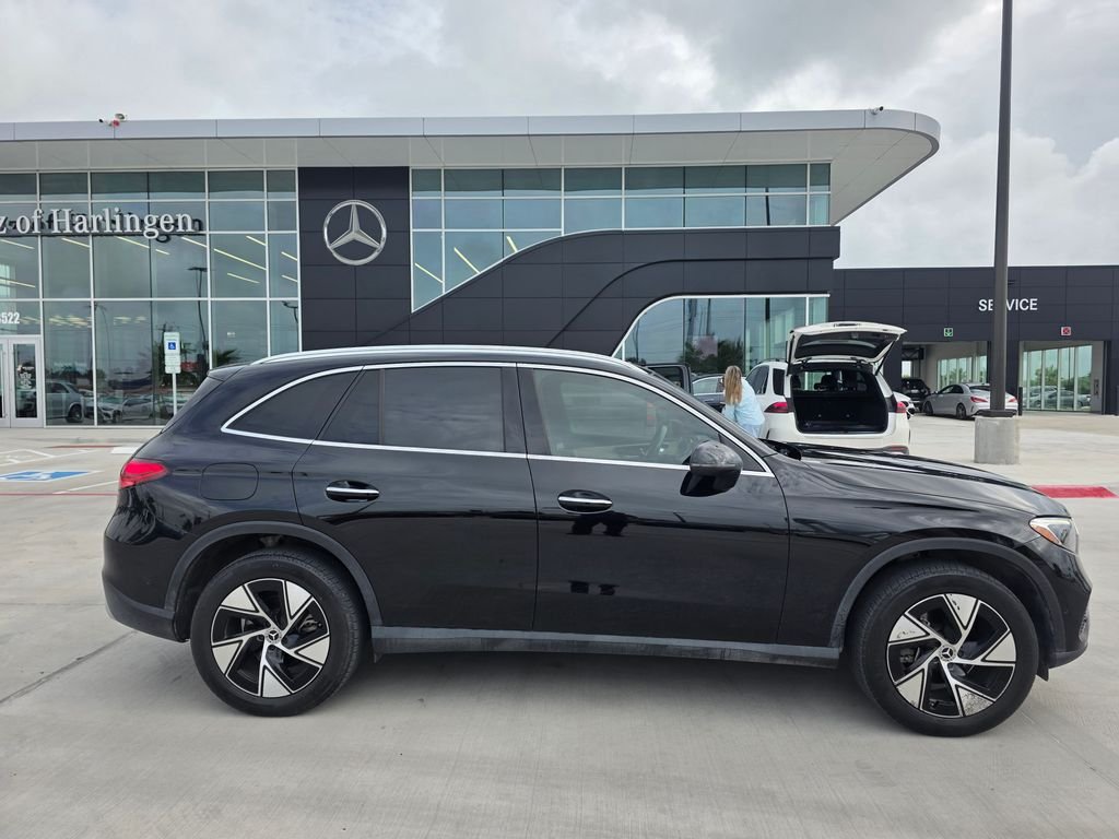 Used 2024 Black Mercedes-Benz GLC 300 image 7