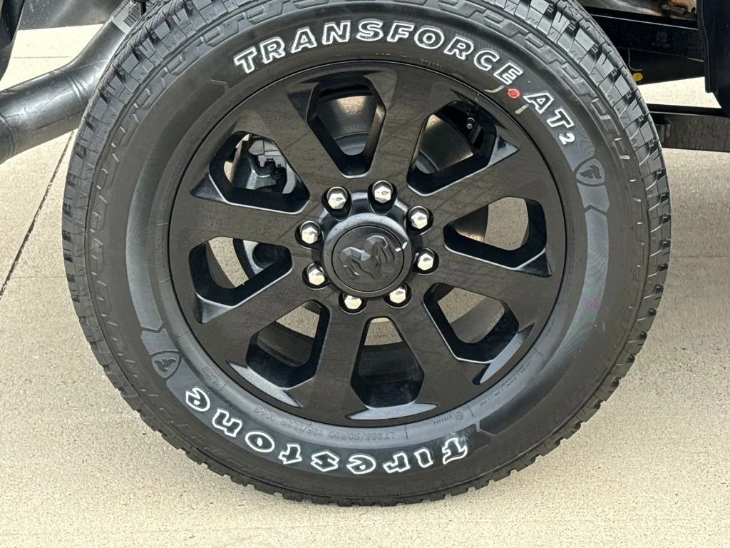 New 2026 Granite Crystal Metallic Clearcoat RAM Big Horn image 9