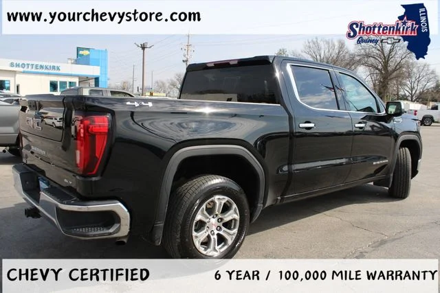 Used 2025 Black GMC SLT image 4