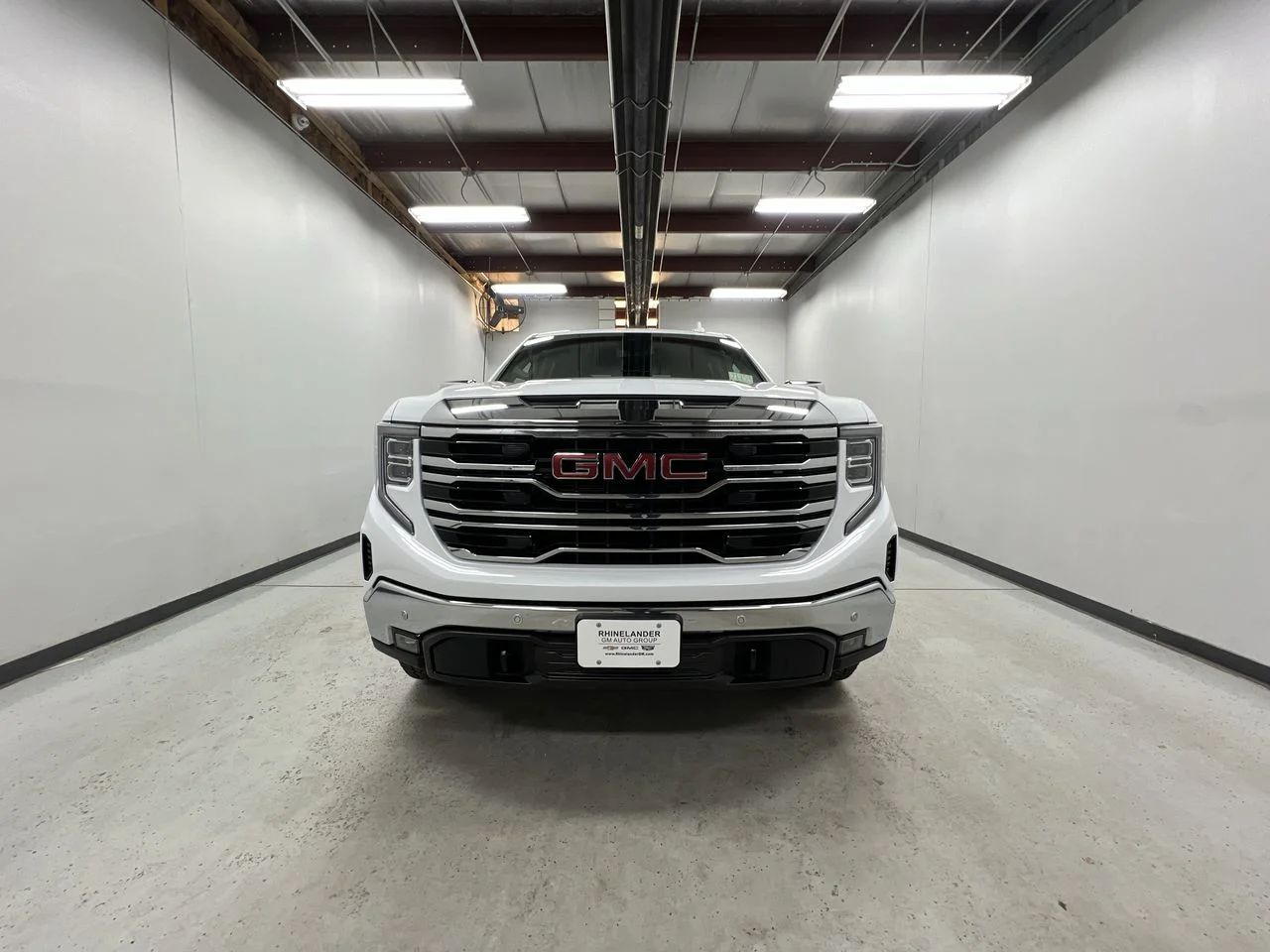 2026 GMC Sierra 1500 SLT - Photo 62