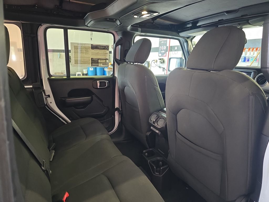 Used 2019 White Jeep Unlimited Sport S image 11