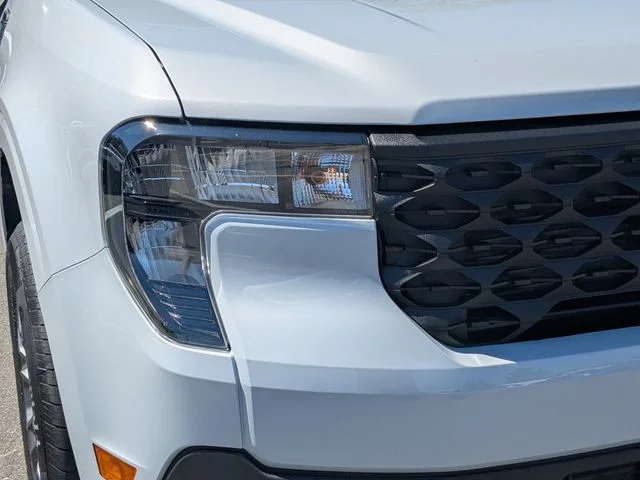 New 2026 Space White Metallic Ford XLT image 9