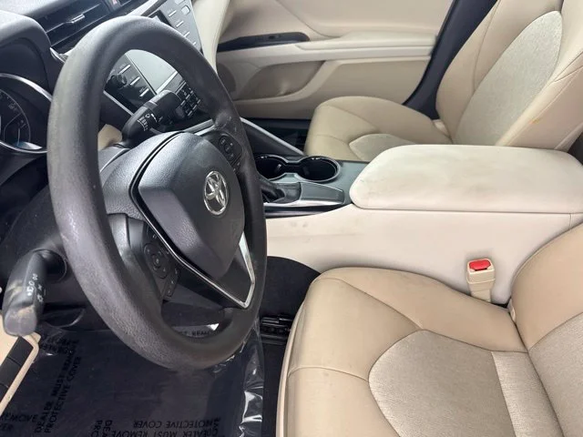 Used 2018 Blue Toyota LE image 20