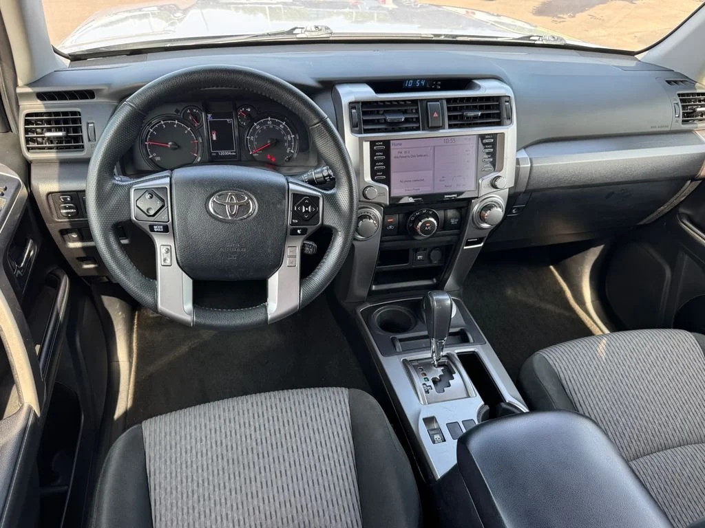 Used 2021 Silver Toyota SR5 image 11