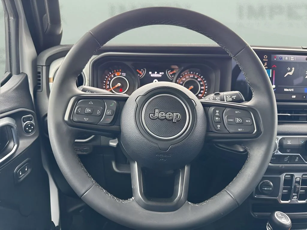 Used 2025 White Jeep Sport S image 12