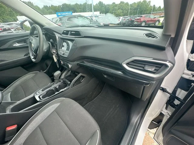 Used 2023 White Chevrolet LS image 31