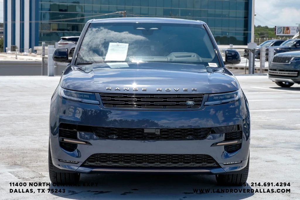 New 2026 Varesine Blue Metallic Land Rover Dynamic SE image 4