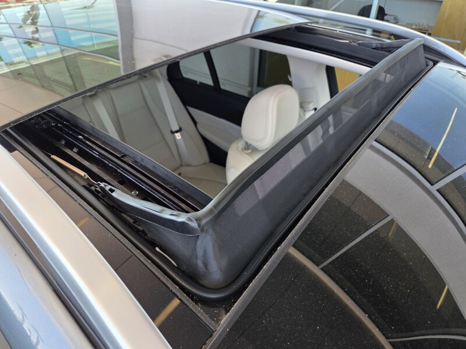 New 2026 Selenite Grey Metallic Mercedes-Benz GLE 350 4MATIC® SUV image 19