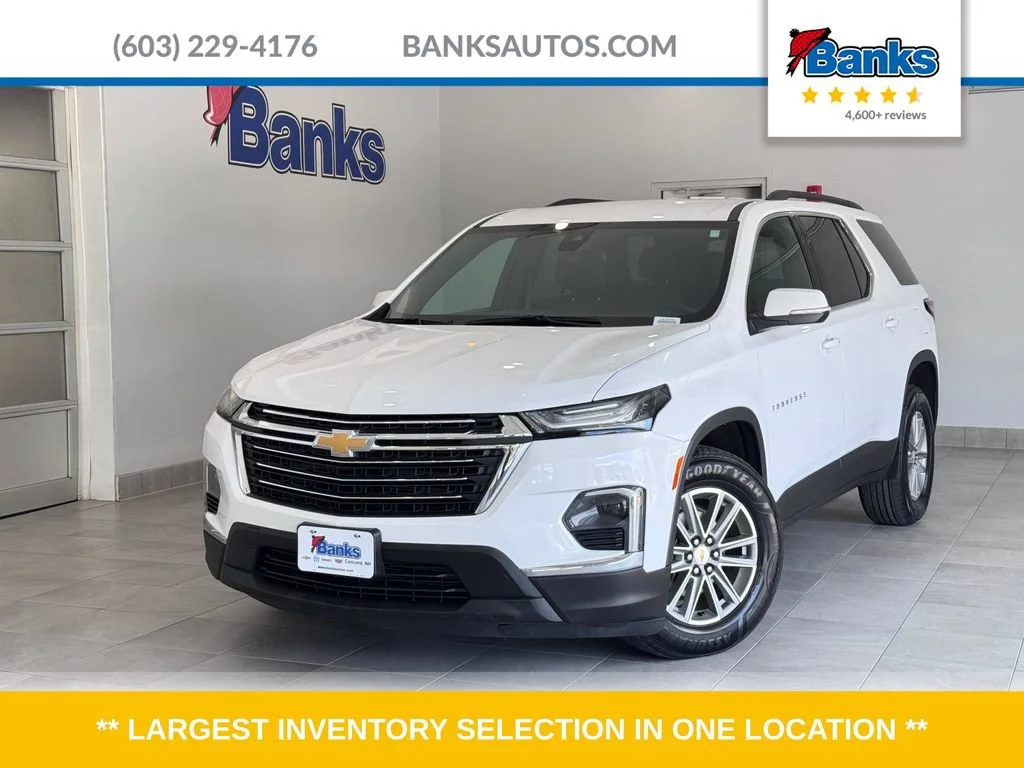 Used 2023 Summit White Chevrolet LT Cloth image 1