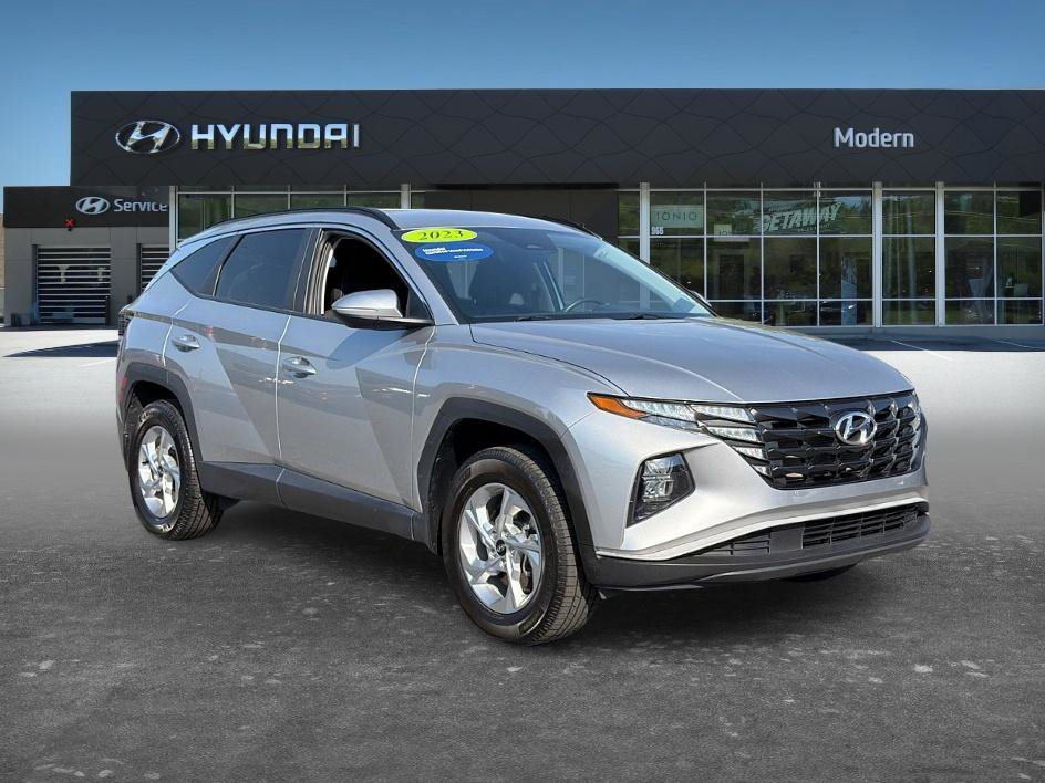 Used 2023 Shimmering Silver Hyundai SEL image 2