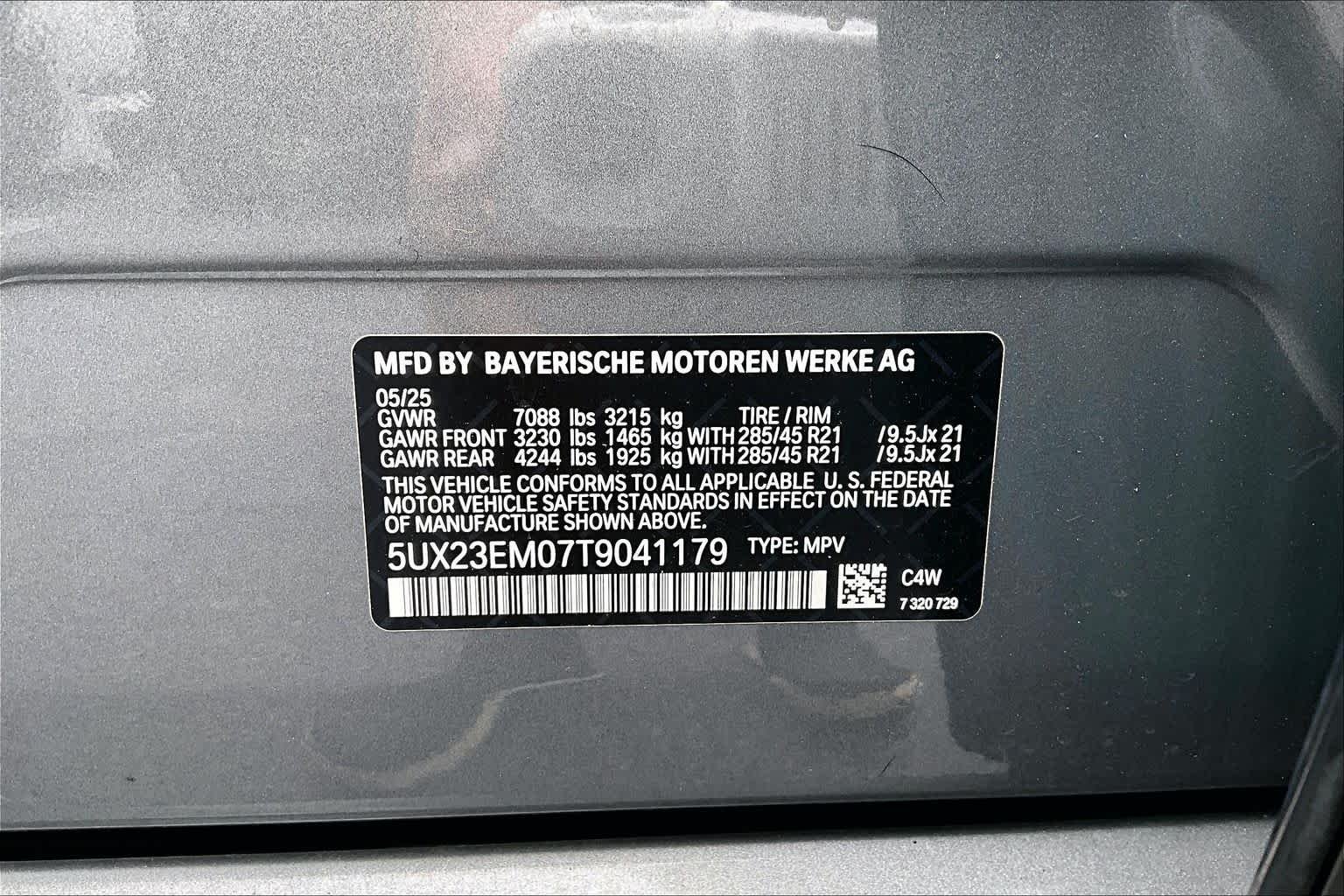 Certified Used 2026 Skyscraper Grey Metallic BMW xDrive40i image 34