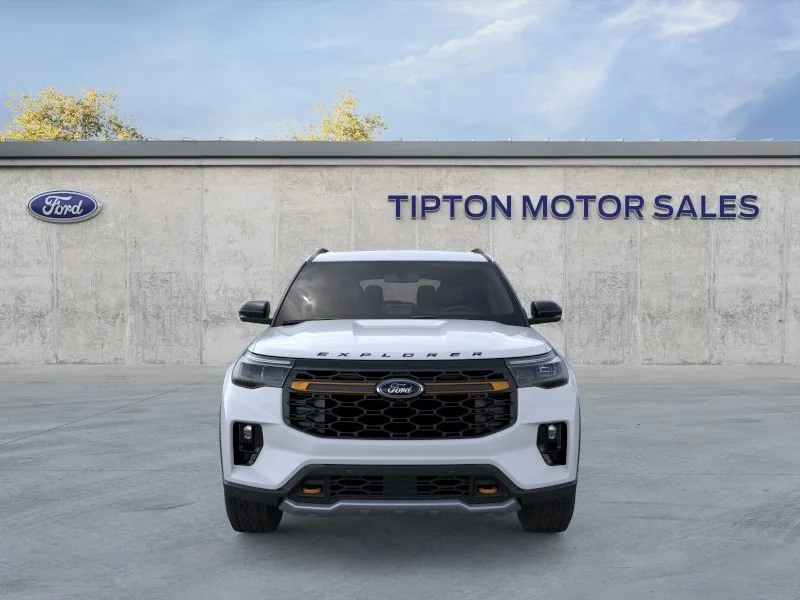 New 2026 Space White Metallic Ford Tremor® image 6