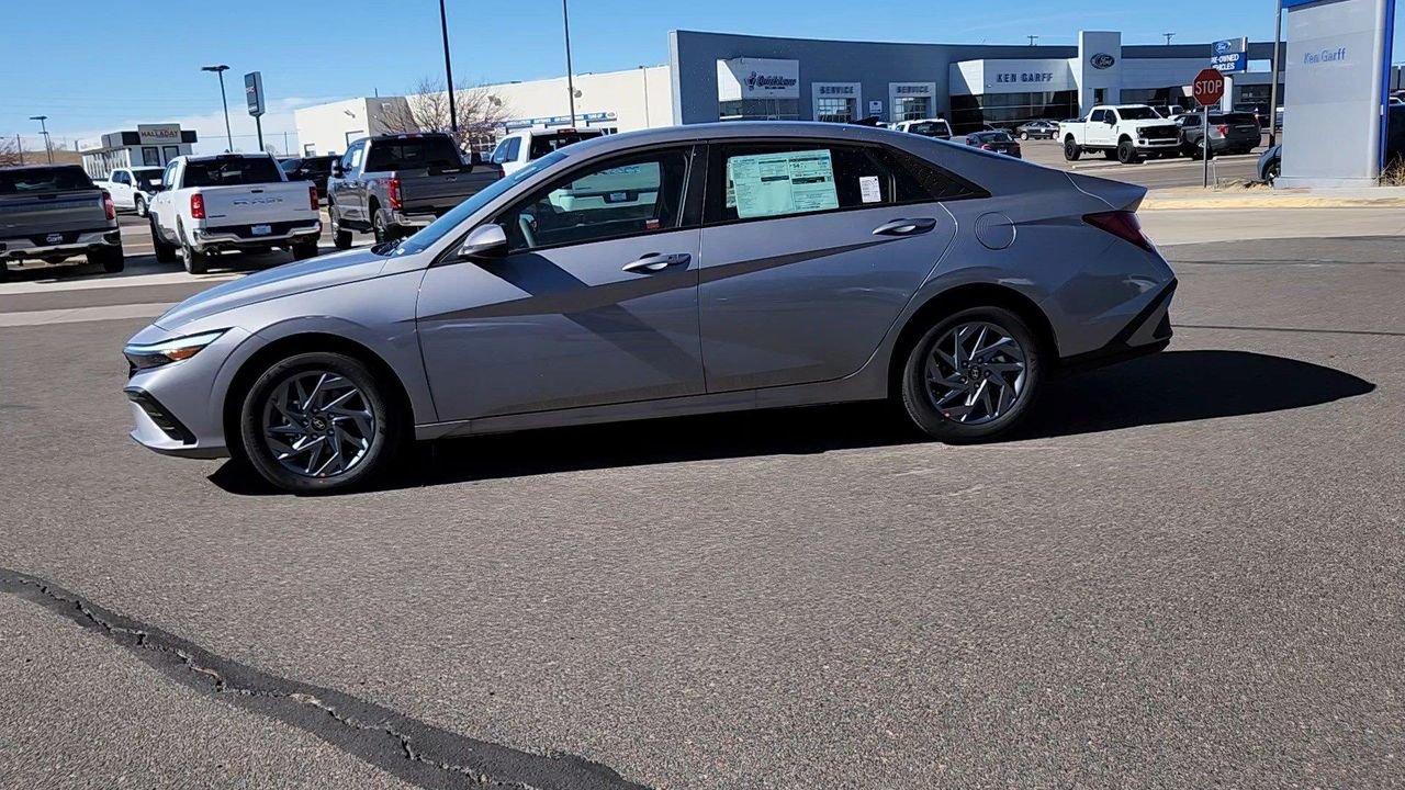 New 2026 Fluid Metal Hyundai Blue image 2
