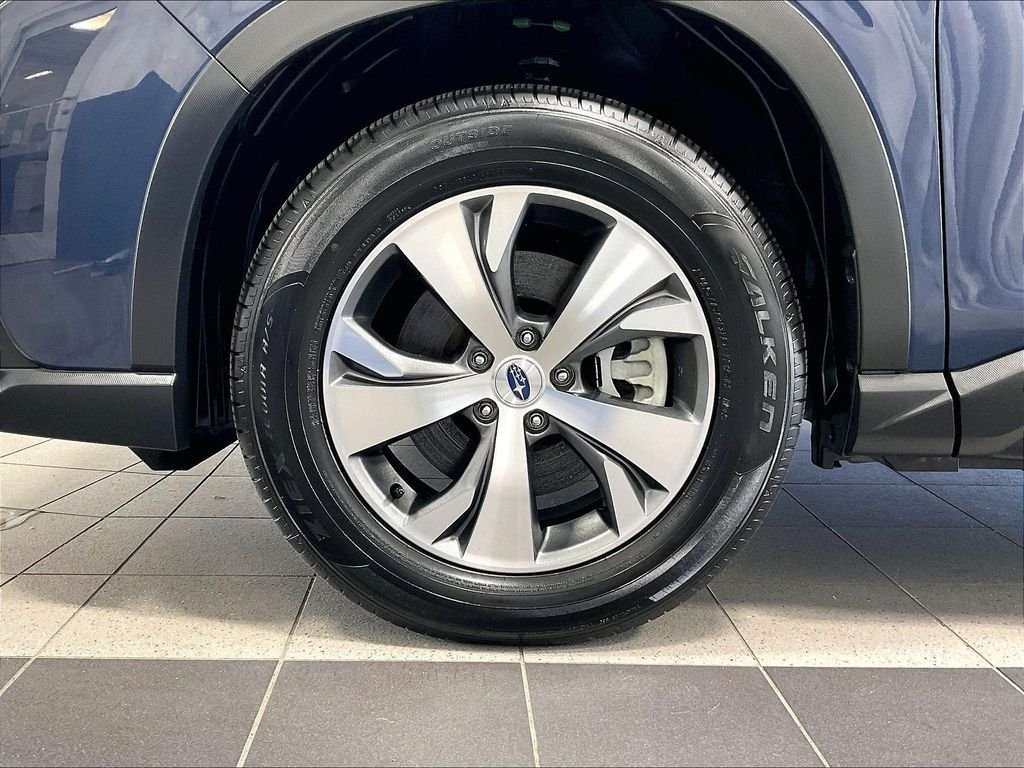 Used 2025 Cosmic Blue Subaru Premium image 7