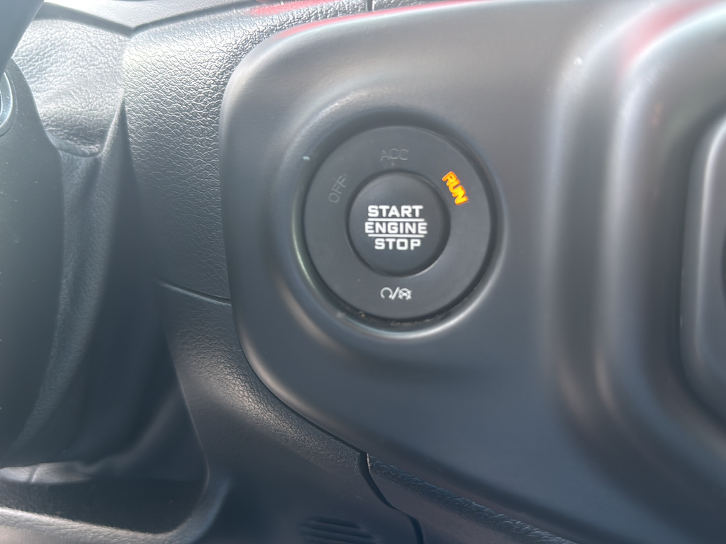Used 2021 Red Jeep Unlimited Rubicon image 11