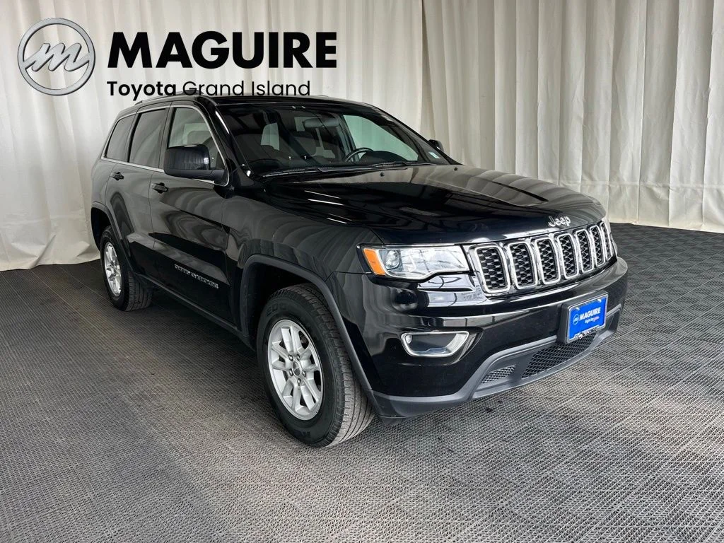 Used 2020 Black Jeep Laredo E image 31
