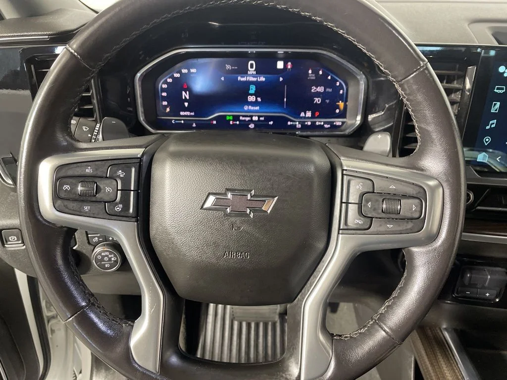 Used 2022 White Chevrolet RST image 15