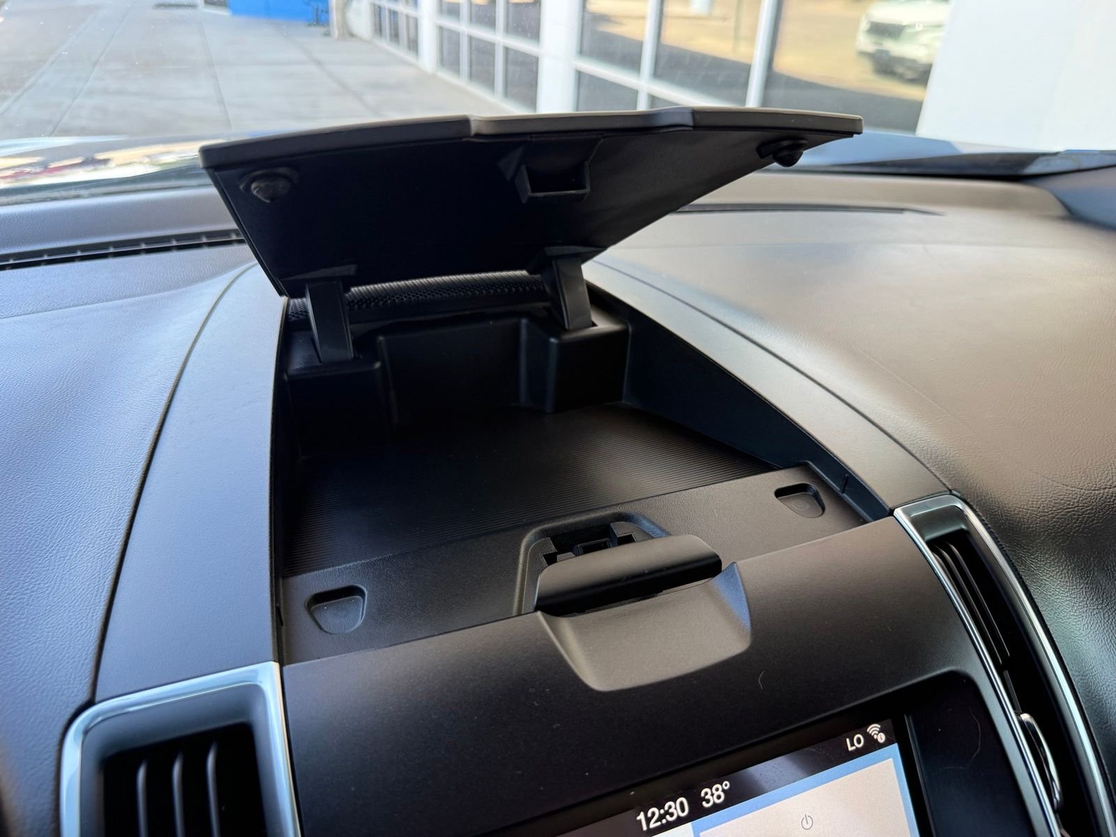 Used 2019  Ford ST image 25