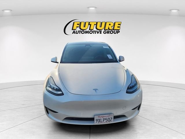 Used 2020  Tesla Long Range image 2
