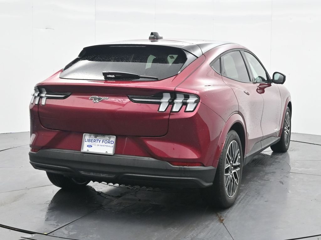 2025 Ford Mustang Mach-E Premium - Photo 8