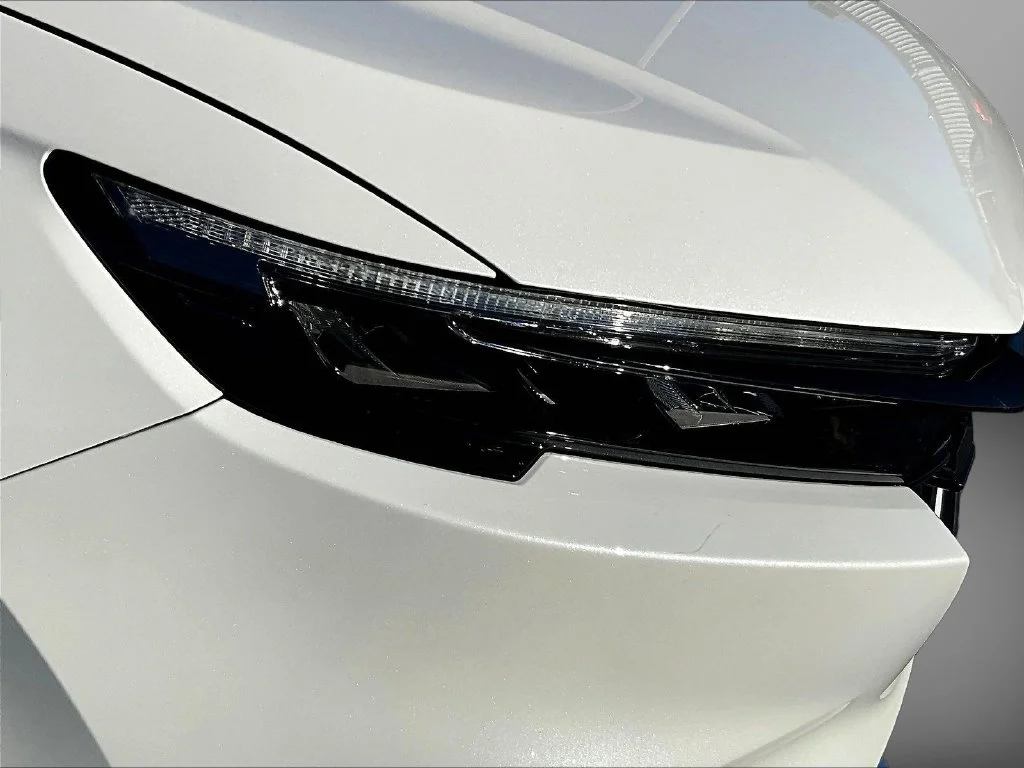 New 2027 Platinum White Pearl Honda Sport Touring Hybrid AWD image 33