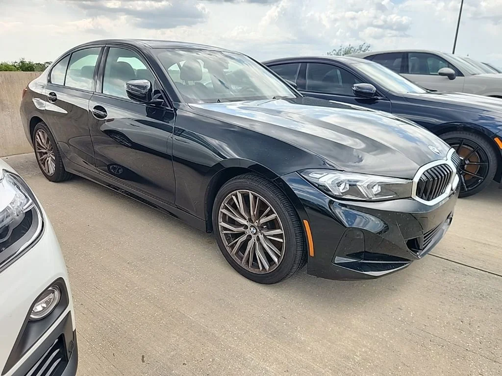 2023 BMW 3 Series 330i Sedan's photo