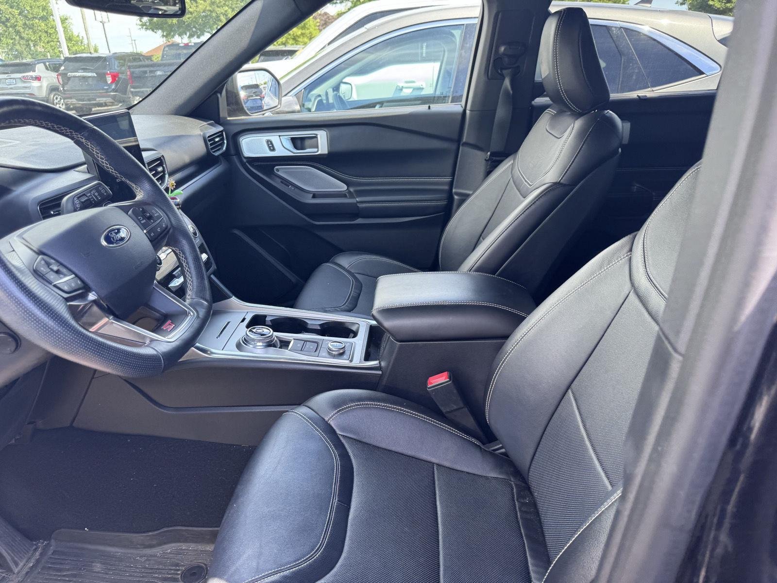 Used 2020 Agate Black Ford ST image 7