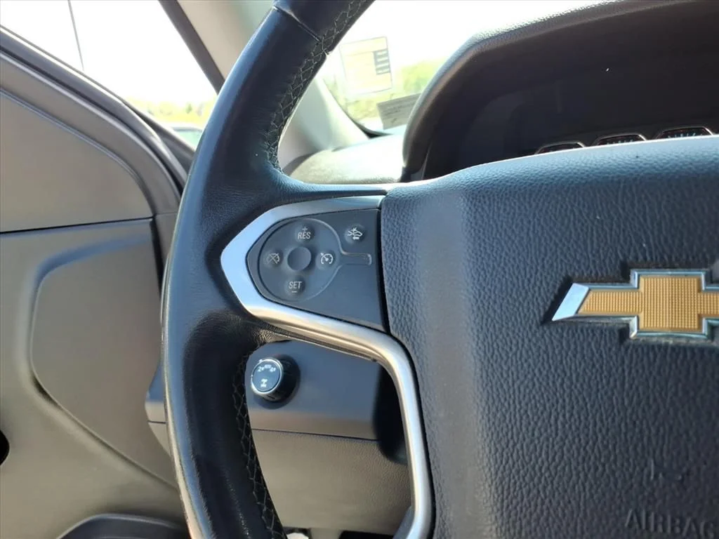 Used 2019 Silver Ice Metallic Chevrolet LT image 20