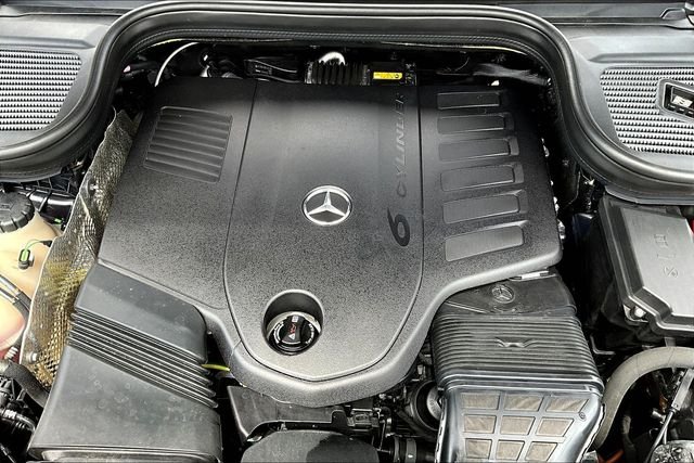 Used 2024 Gray Mercedes-Benz GLS 450 image 31