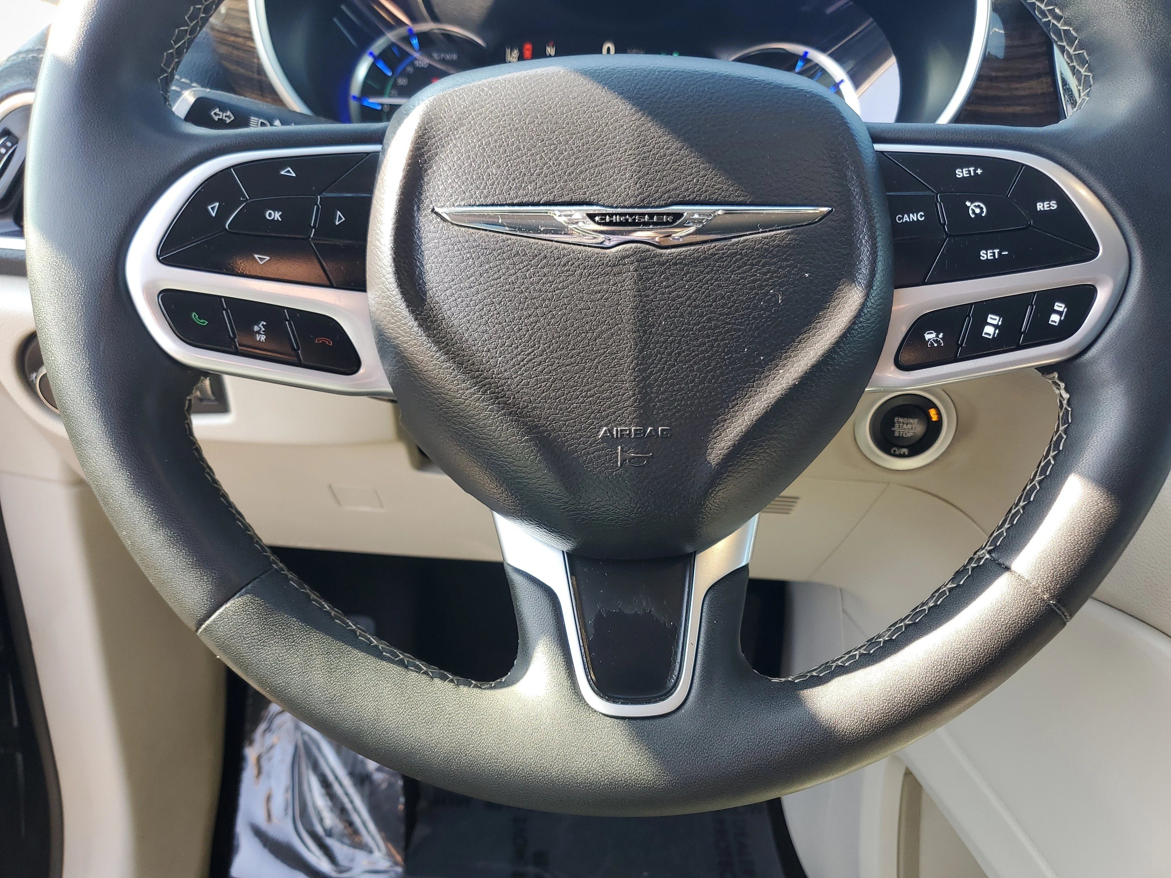 Used 2023 Black Chrysler Limited image 24
