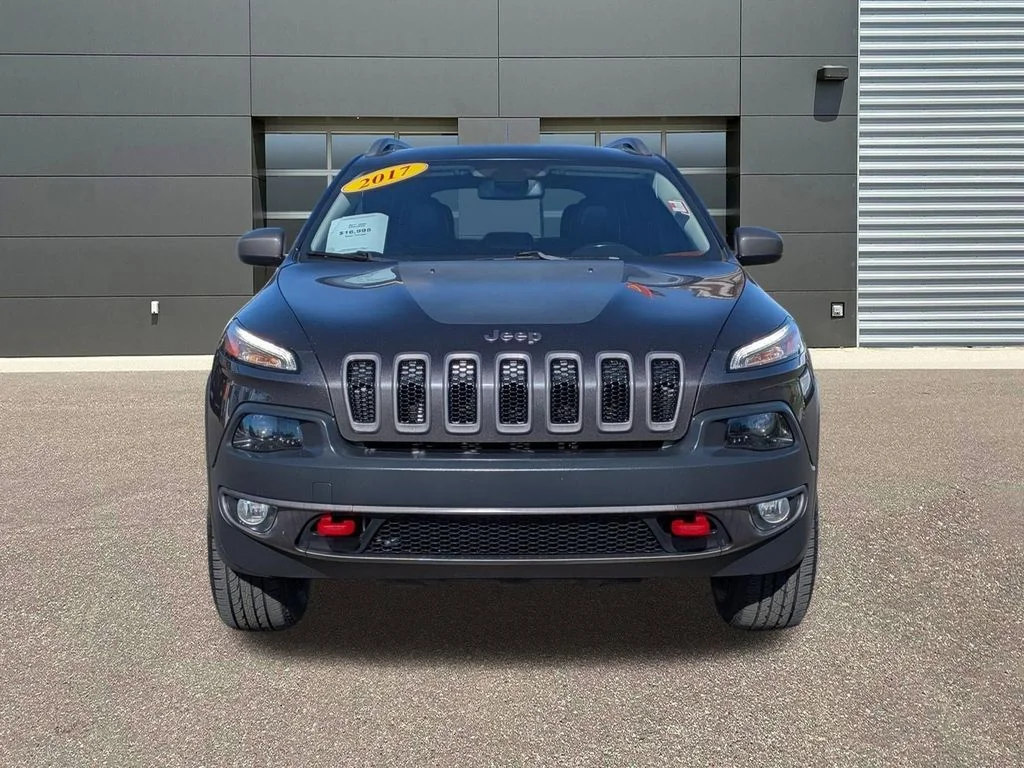 Used 2017 Jeep Cherokee Trailhawk with VIN 1C4PJMBS0HW546274 for sale in Cheyenne, WY