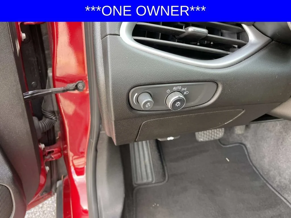 Used 2025 Radiant Red Tintcoat Chevrolet 1LT image 19