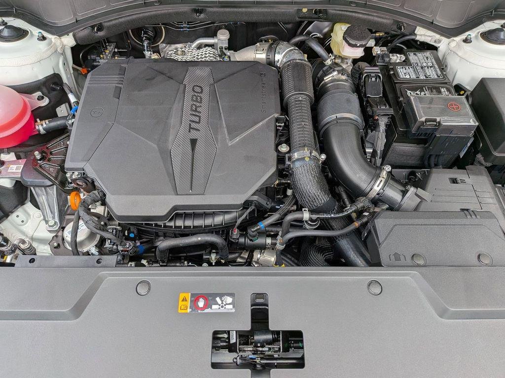 New 2026 White Hyundai SE FWD image 33