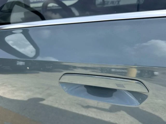 Used 2025 Green BMW xDrive28i image 45