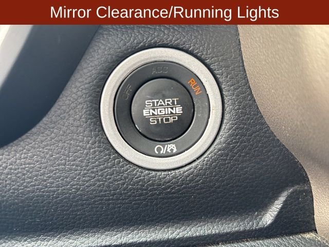 Used 2022 White Ram Laramie image 31