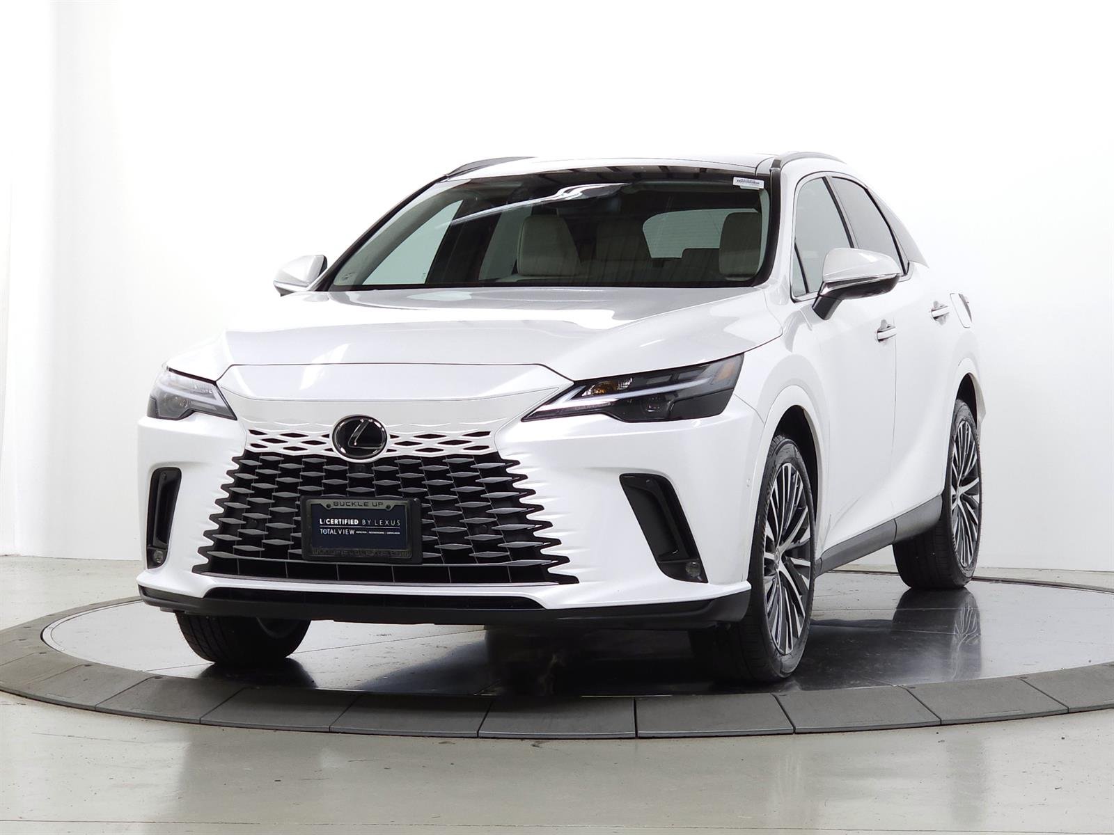 Certified Used 2026 White Lexus PREMIUM+ image 4