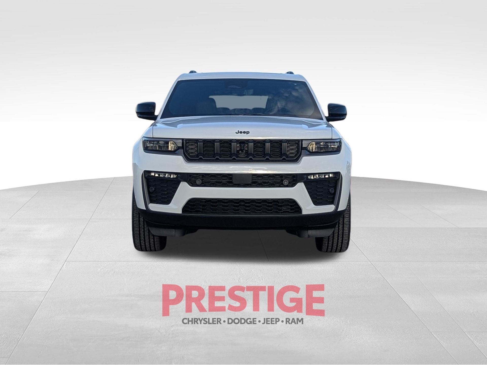 New 2026 Bright White Clear-Coat Exterior Paint Jeep Limited image 2