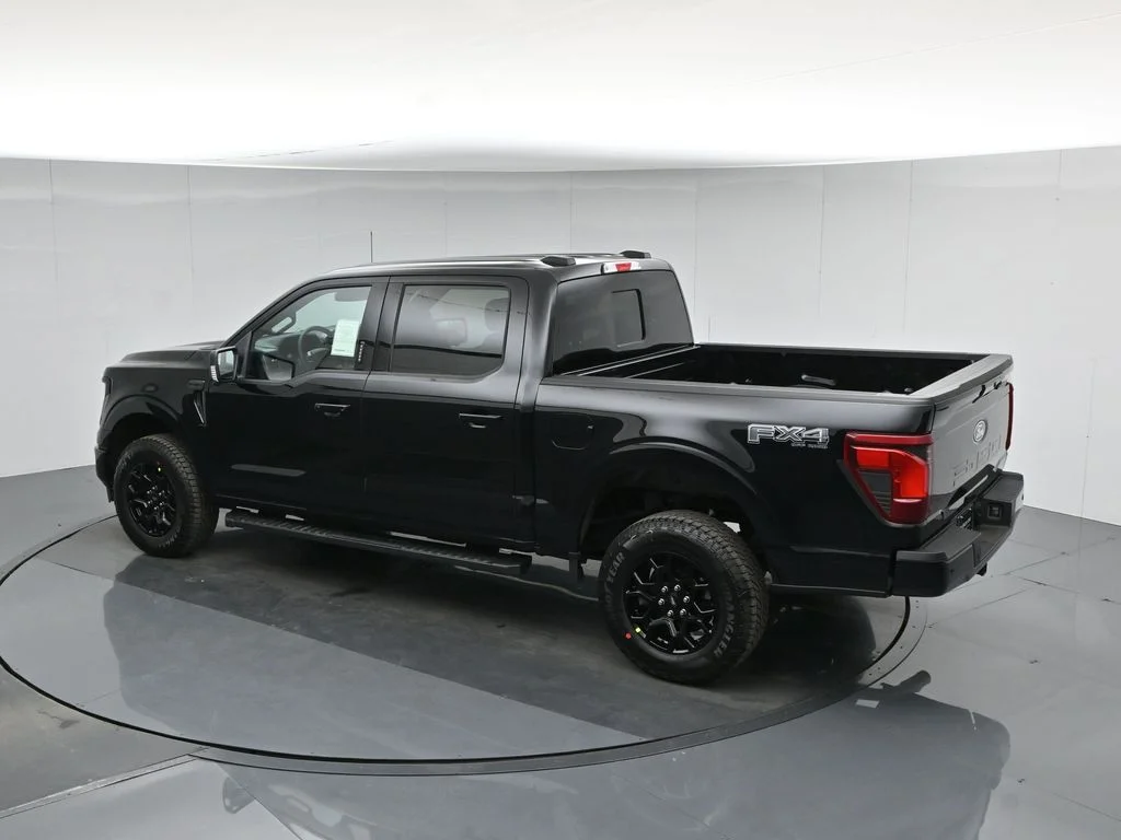 New 2026 Agate Black Metallic Ford XLT image 47