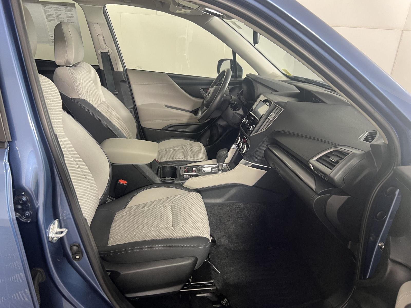 Used 2024 Horizon Blue Pearl Subaru Premium image 18