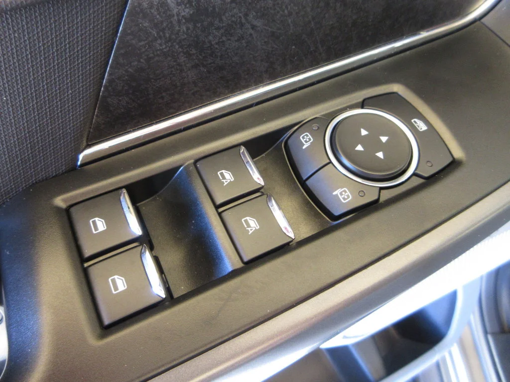 Certified Used 2025 Carbonized Gray Metallic Ford Flash image 23