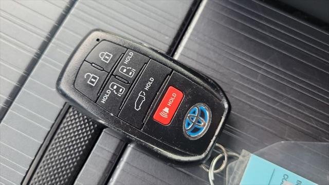 Certified Used 2023 ICE CAP Toyota  image 28