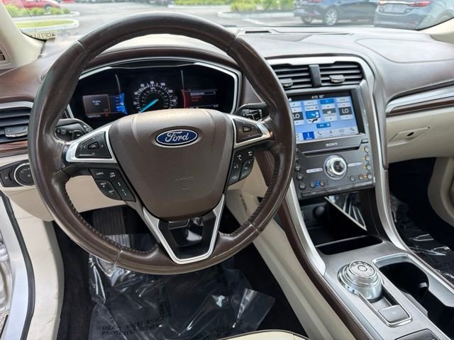 Used 2017 Silver Ford Platinum image 17