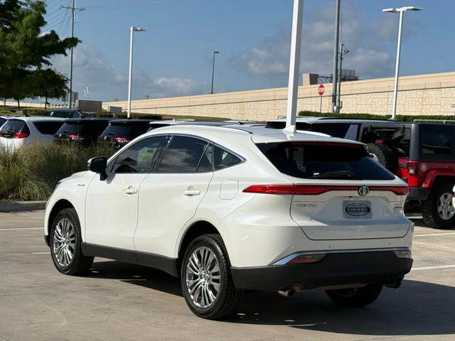 Certified Used 2021 BLIZZARD PEARL Toyota Limited image 5