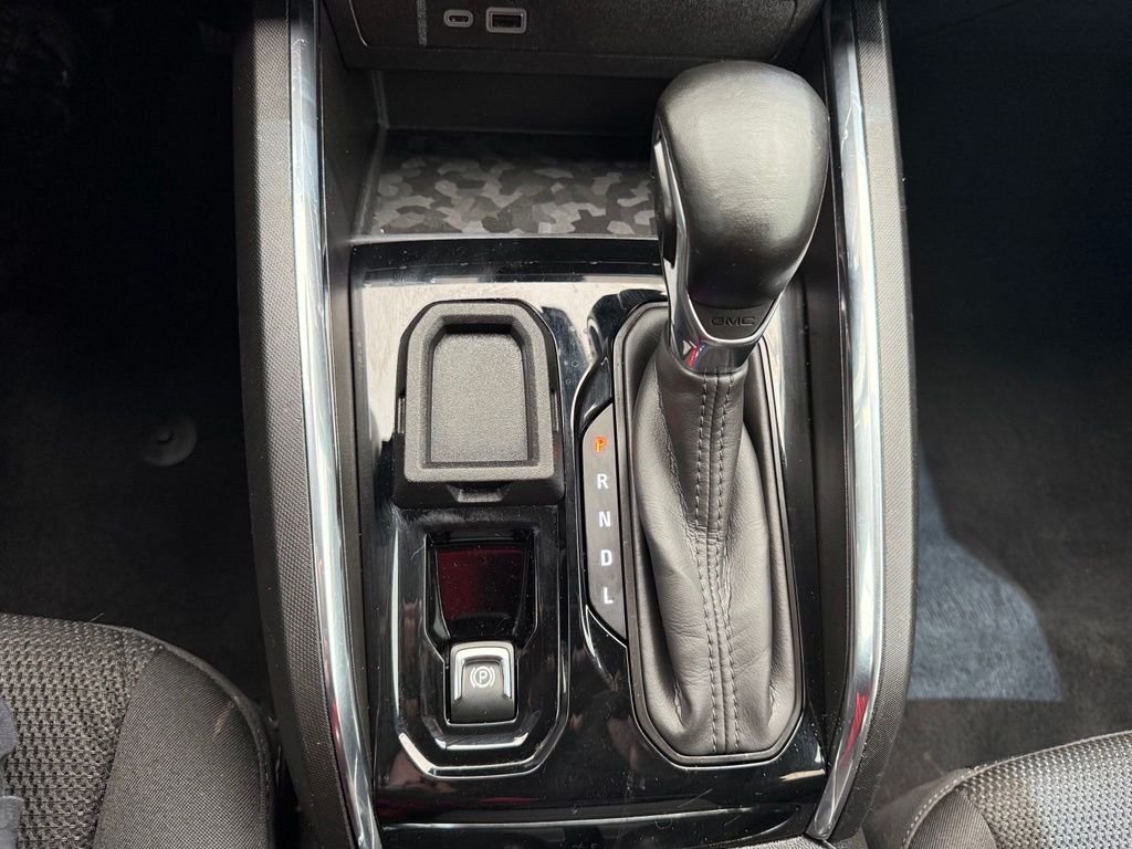 Used 2024 Sterling Metallic GMC Elevation image 41